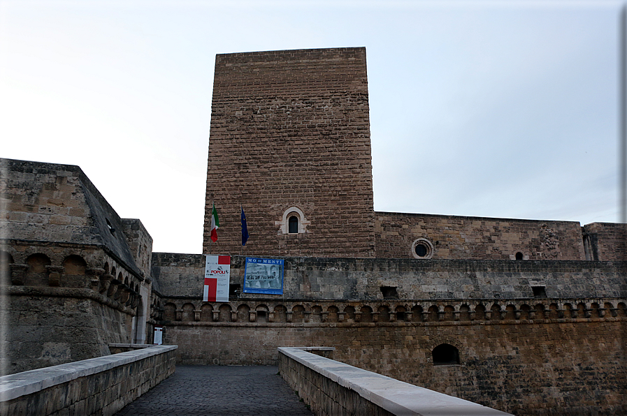 foto Castello Normanno Svevo